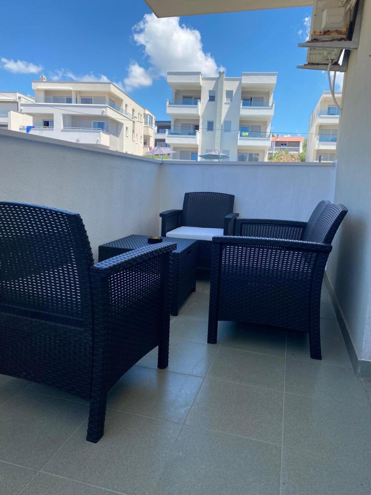Apartman Toni Новаля Екстер'єр фото