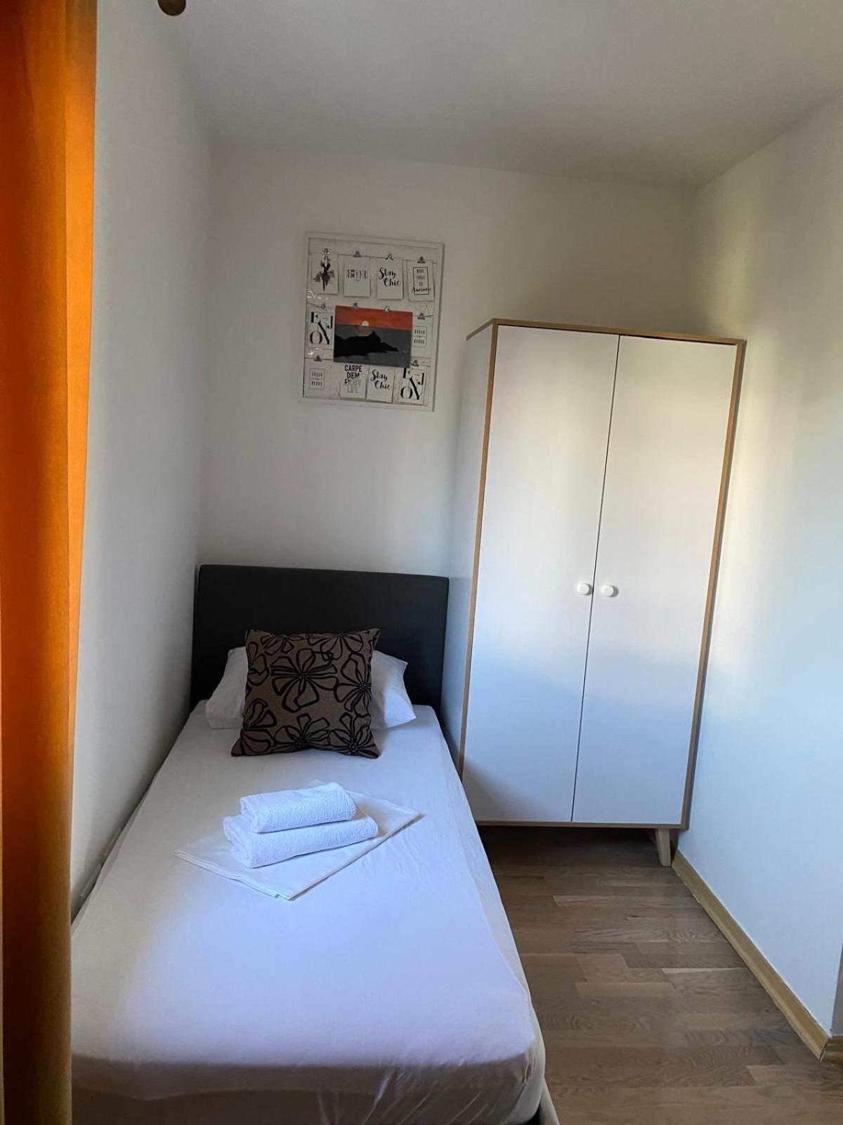 Apartman Toni Новаля Екстер'єр фото